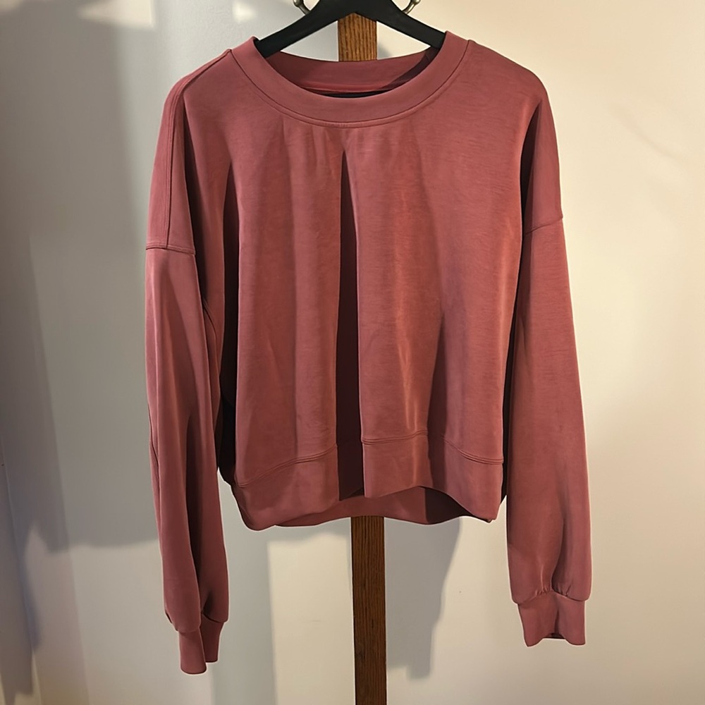 EUC Lululemon Softstreme Perfectly Oversized Cropped Crew